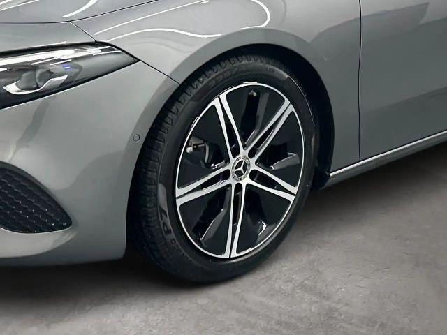 Mercedes-Benz A 180 Progressive