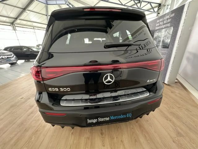 Mercedes-Benz EQB 300 4MATIC AMG Line