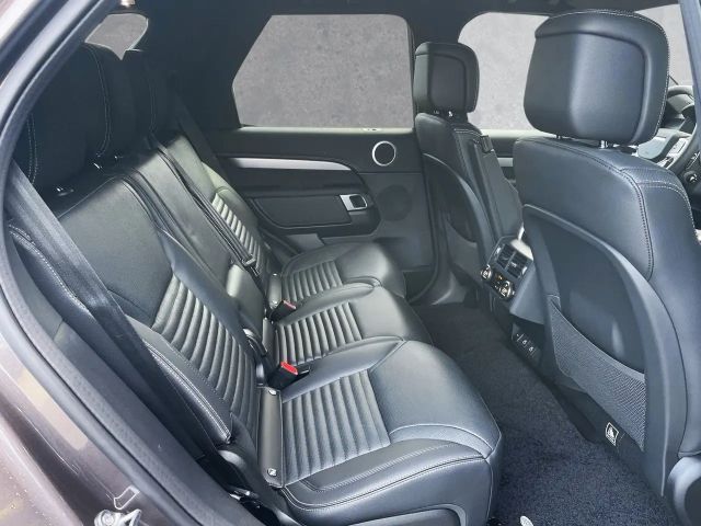 Land Rover Discovery D300 Dynamic SE