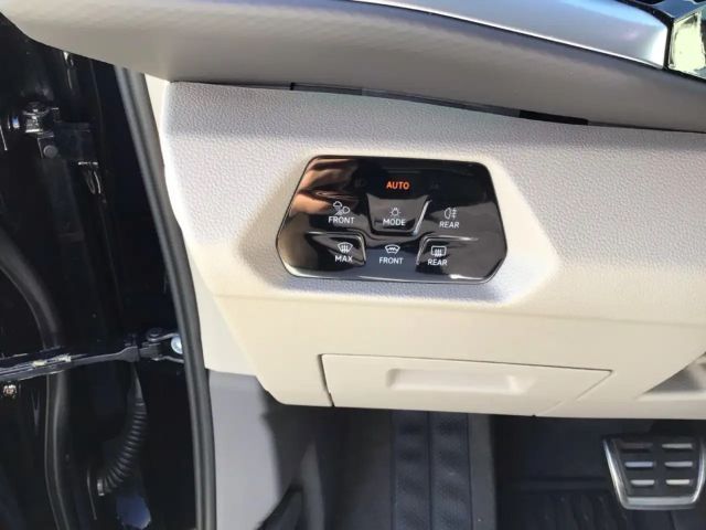 Volkswagen Multivan 2.0 TDI Lang Style T7