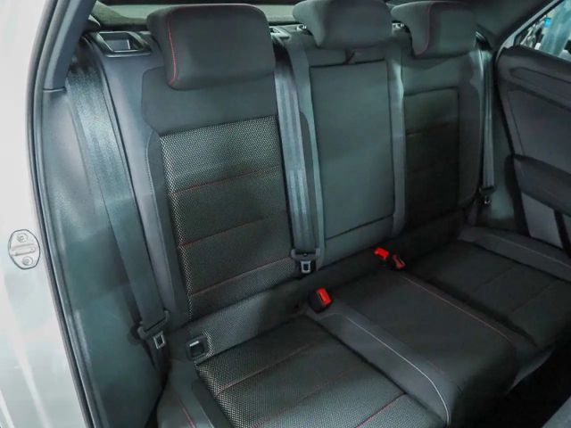 Volkswagen T-Roc 1.5 TSI DSG Sport