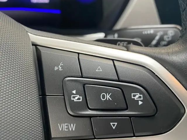 Volkswagen Touran 1.5 TSI DSG IQ.Drive