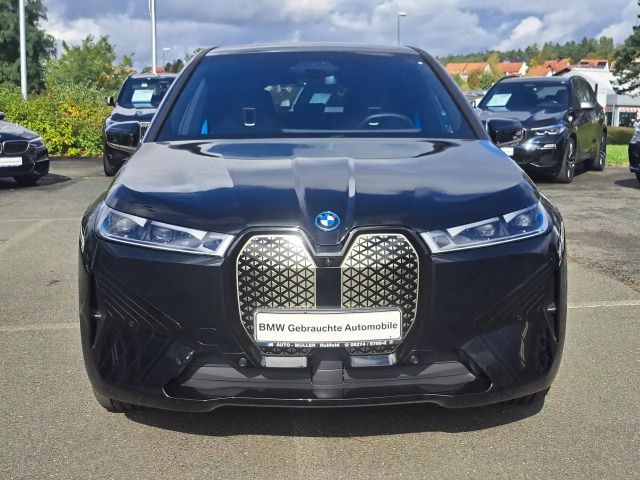 BMW iX xDrive50