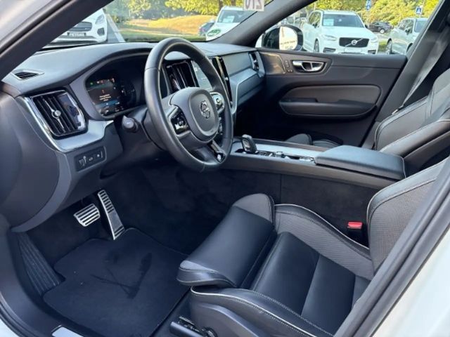 Volvo XC60 R-Design T6