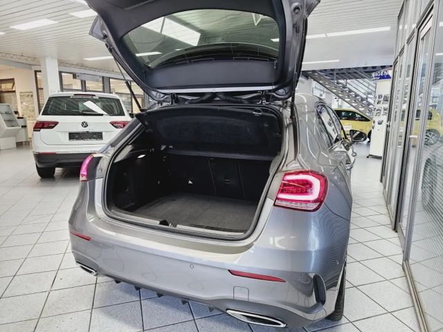 Mercedes-Benz A 220 AMG Line