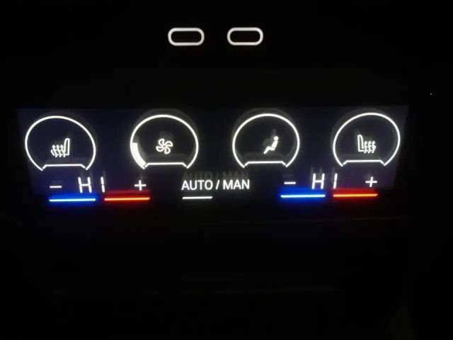 BMW 520 520i M-Sport Sedan