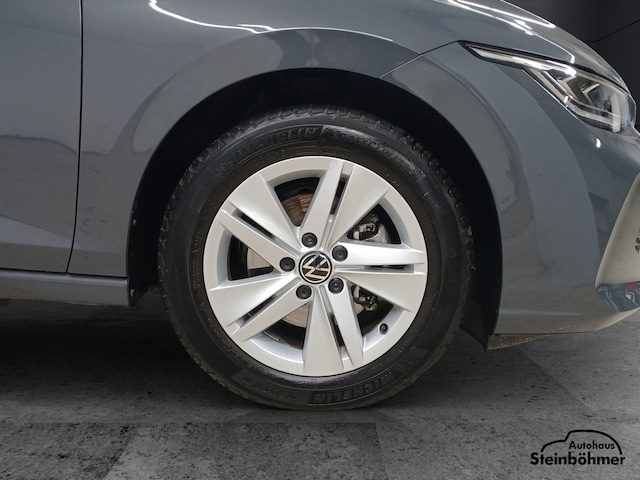 Volkswagen Golf 1.5 eTSI DSG Life Variant
