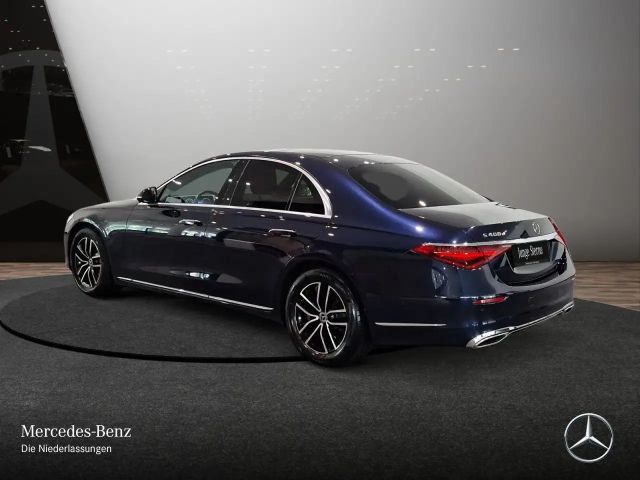 Mercedes-Benz S 400 4MATIC S 400 d Sedan