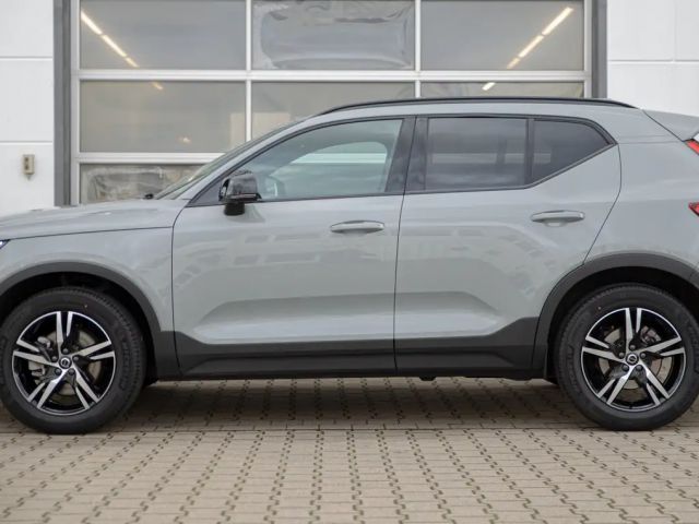 Volvo XC40 Business Dark Plus