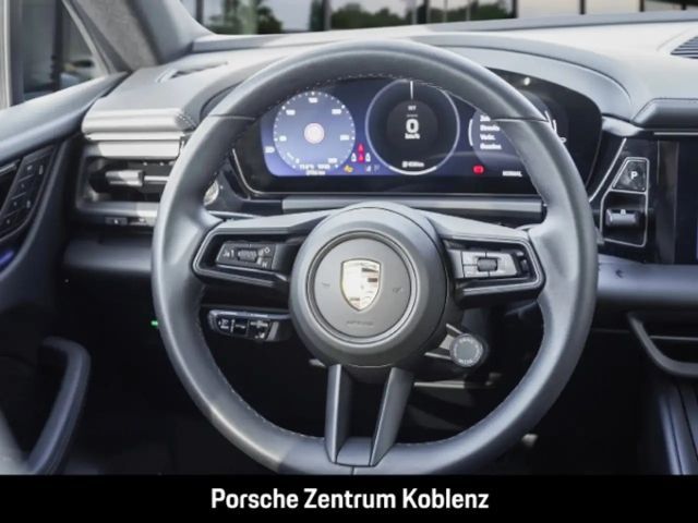 Porsche Macan 4