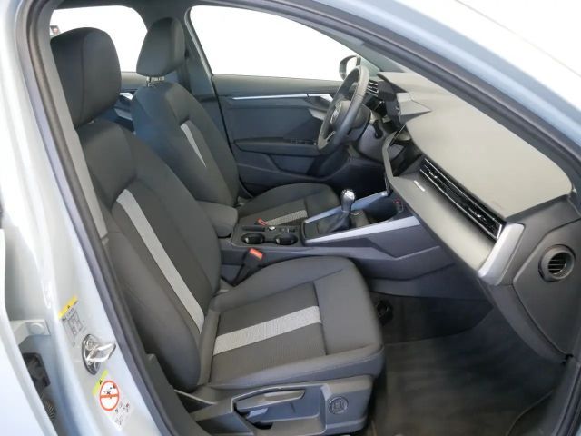 Audi A3 30 TDI Sedan Sportback