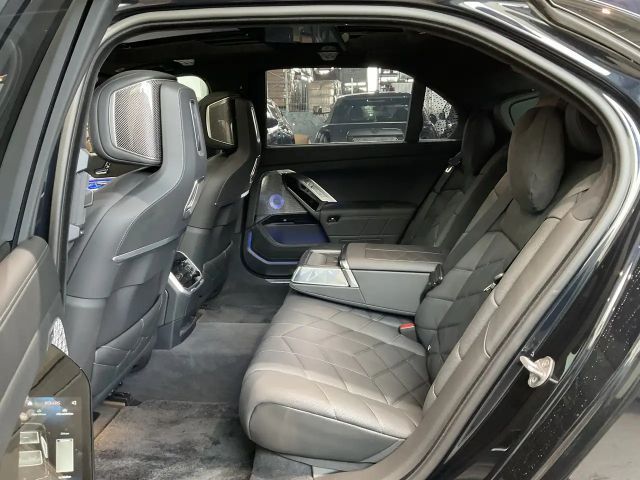 BMW i7 M-Sport Sedan xDrive60