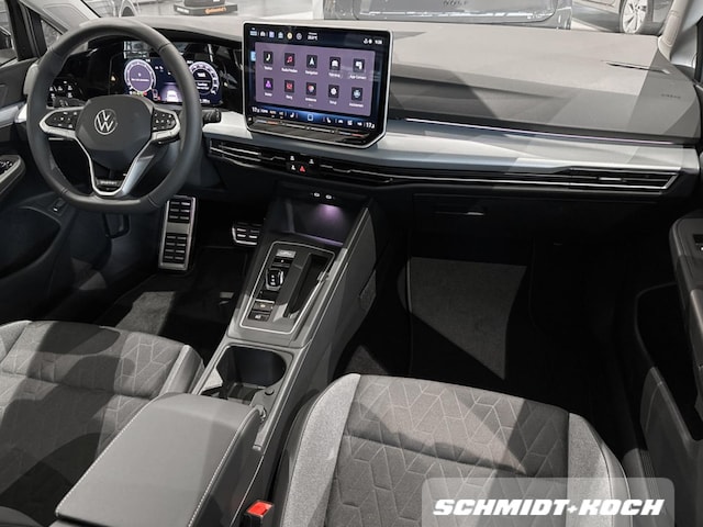 Volkswagen Golf 1.5 eTSI DSG Variant