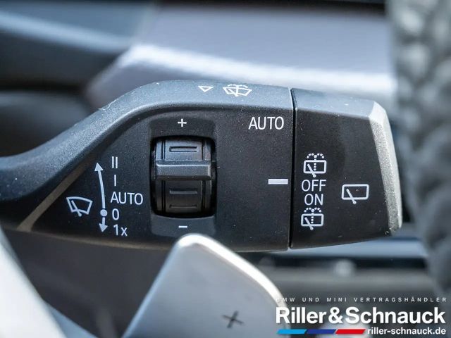 BMW 320 320i M-Sport Touring