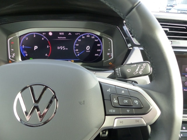 Volkswagen Touran 2.0 TDI DSG R-Line