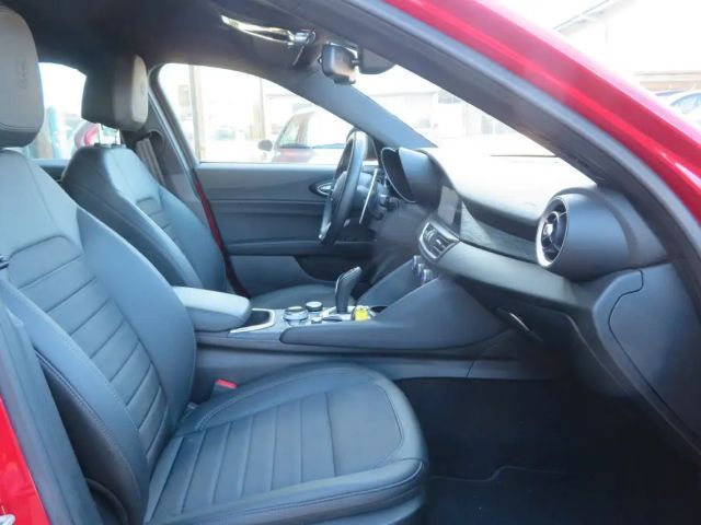 Alfa Romeo Giulia Q4