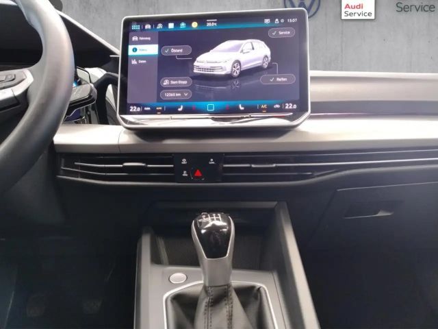 Volkswagen Golf 1.5 TSI Life Variant