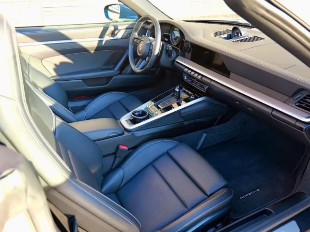 Porsche 992 4S Cabrio Carrera