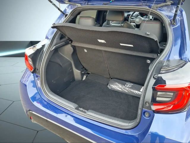 Toyota Yaris Tokyo Pop-Out 1.5 HUD Navi Soundsystem JBL LED App