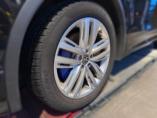 Volkswagen Tiguan R 2.0 TSI DSG 4M APR Stage III Black Style+Pano+LED+DCC+RFK+++