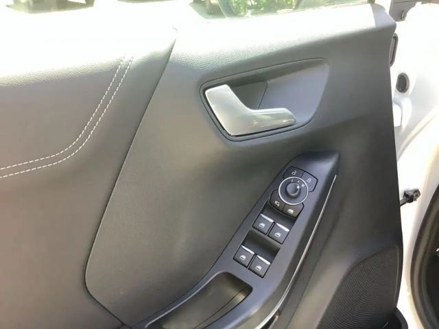 Ford Puma EcoBoost Titanium