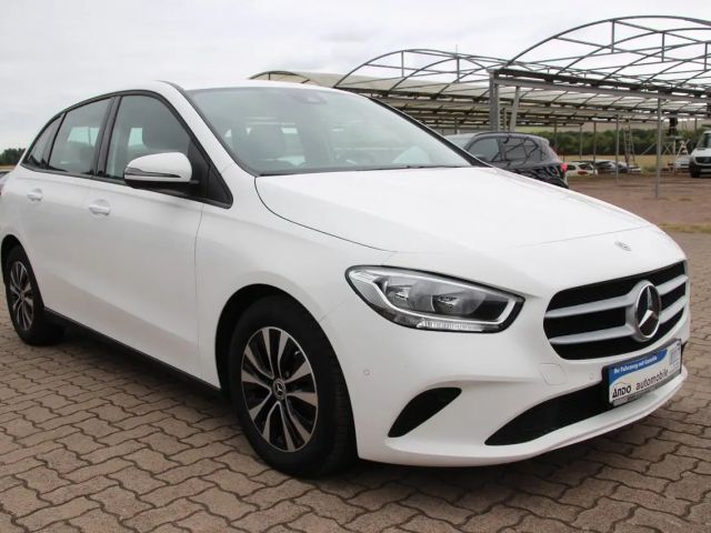 Mercedes-Benz B 180 B 180 d Business Line