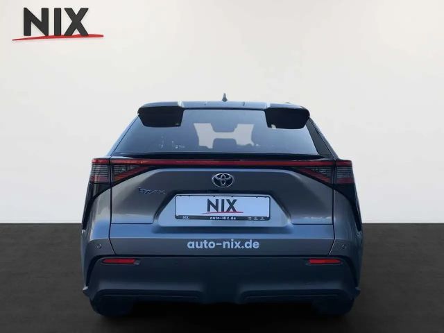 Toyota bZ4X 4x2 Team D