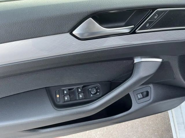 Volkswagen Passat Business DSG Variant