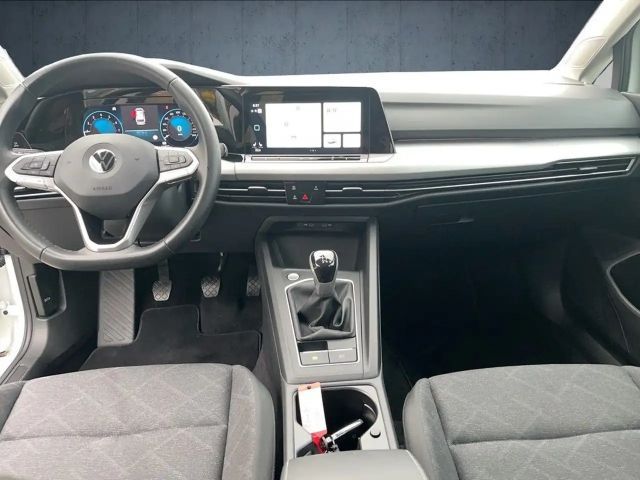 Volkswagen Golf 1.5 TSI Life Variant