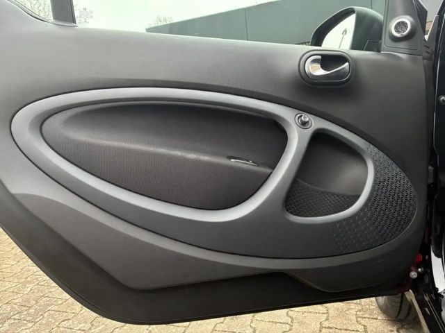 Smart EQ fortwo JBL