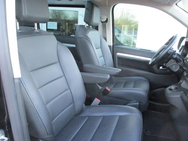 Citroën Spacetourer Shine