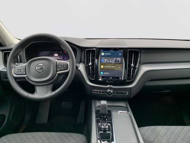Volvo XC60 AWD Core