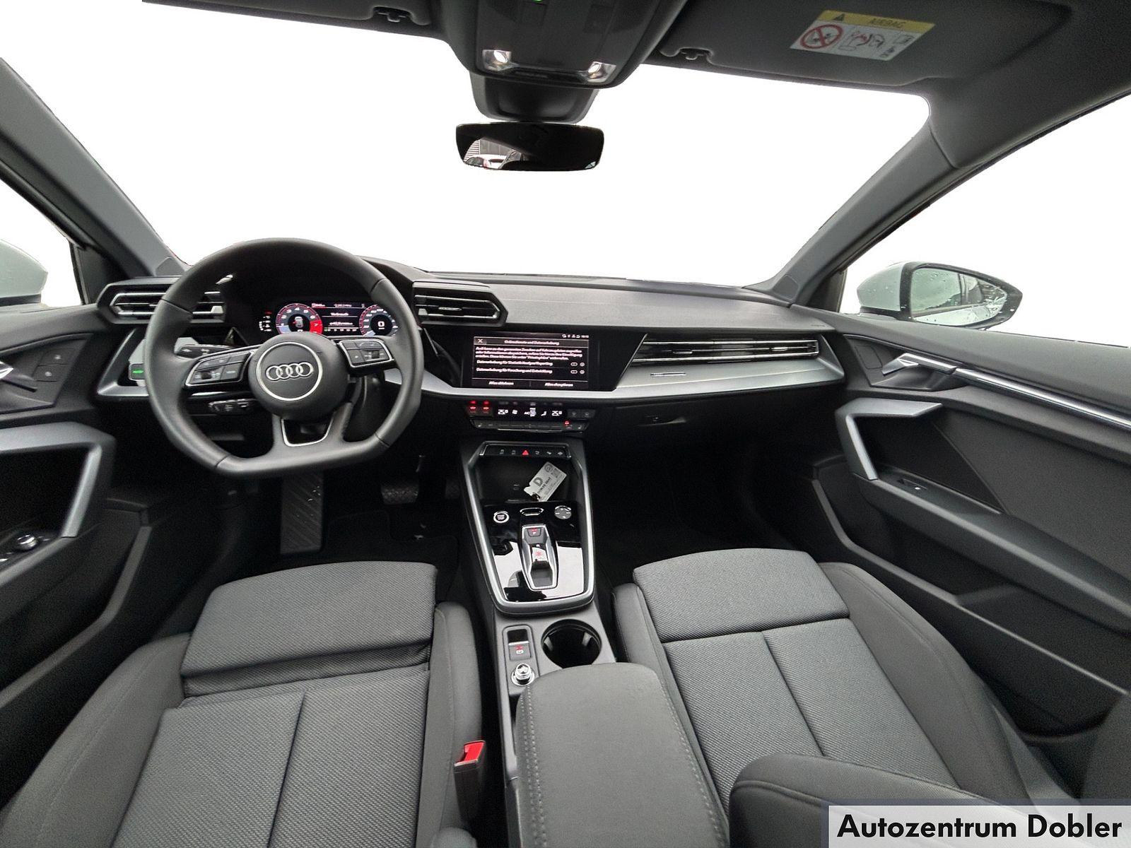 Audi A3 35 TFSI S-Line Sedan Sportback