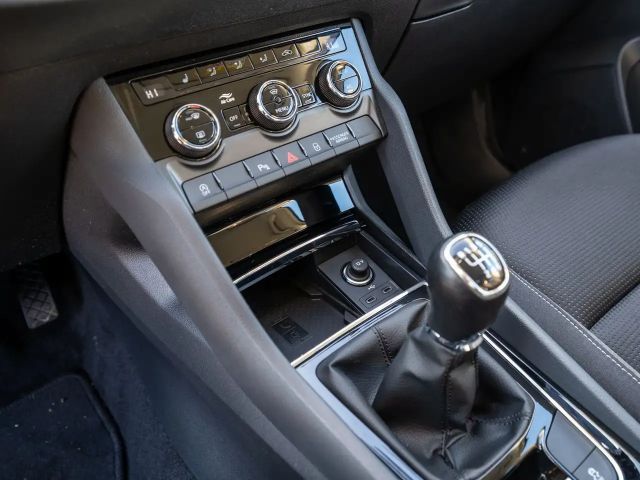 Skoda Karoq 1.5 TSI Tour