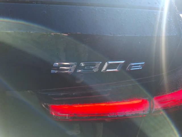 BMW 330 330e Touring xDrive