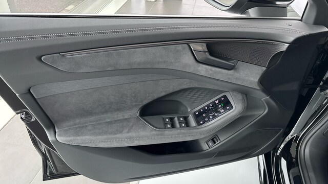 Audi A6 Quattro S-Tronic Sedan