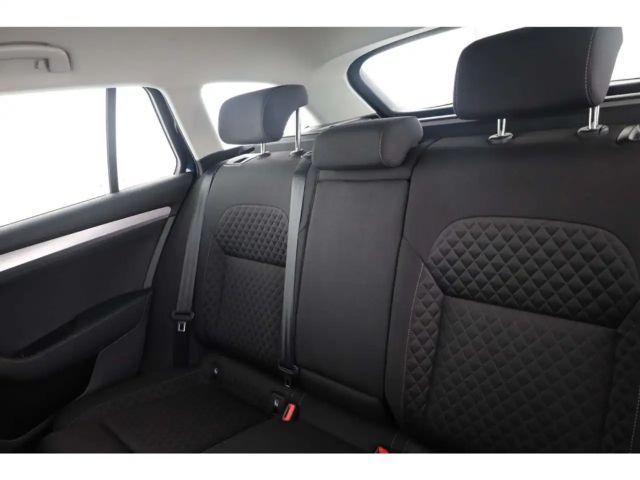 Skoda Superb 1.4 TSI Ambition Combi iV