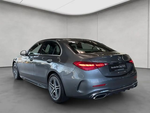 Mercedes-Benz C 220 Sedan