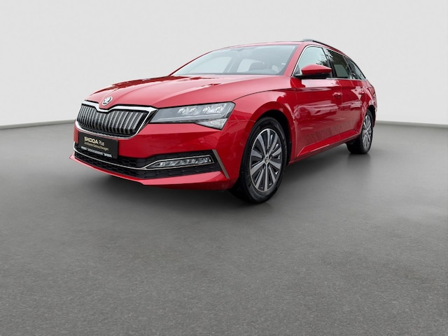 Skoda Superb Combi iV