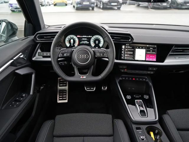 Audi A3 35 TFSI S-Tronic Sedan