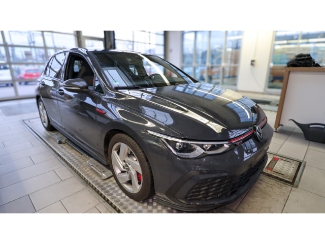 Volkswagen Golf 2.0 TSI Golf VIII