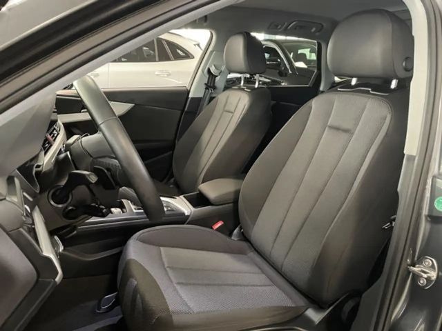 Audi A4 35 TDI Avant S-Line