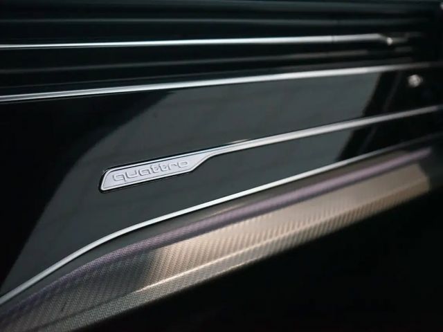 Audi RS Q8 | Dynamik+ | HuD | Keramik | Pano | 305km/h