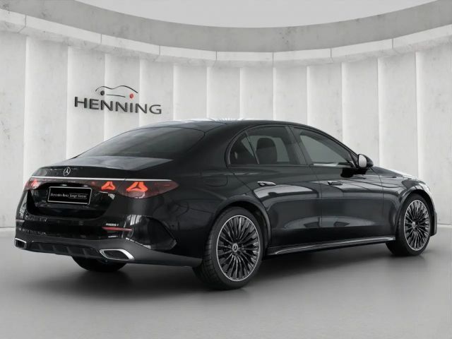 Mercedes-Benz E 200 AMG Line Sedan