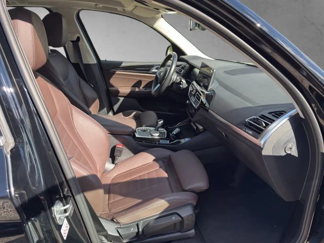 BMW X3 xDrive30e
