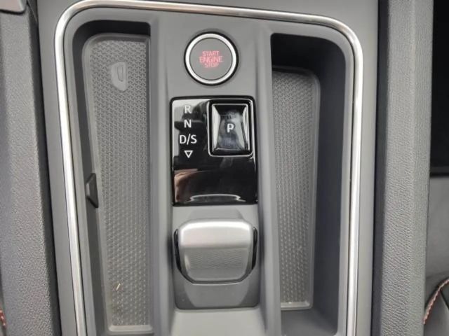 Seat Leon 1.5 eTSI DSG FR-lijn