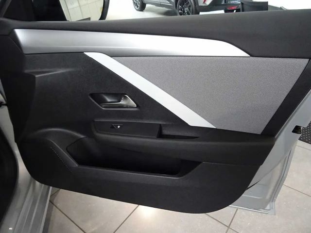 Opel Astra 1.2 Turbo Enjoy Turbo