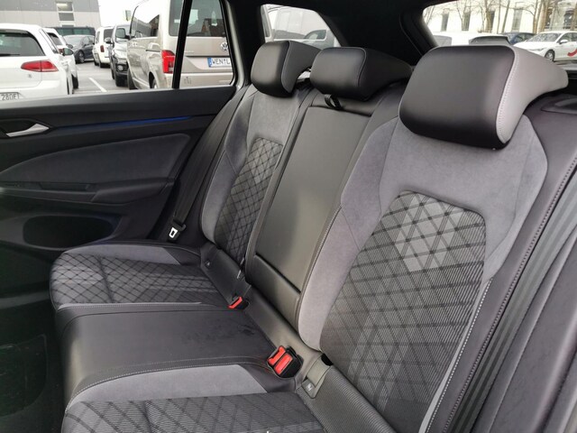 Volkswagen Golf 1.5 eTSI Variant