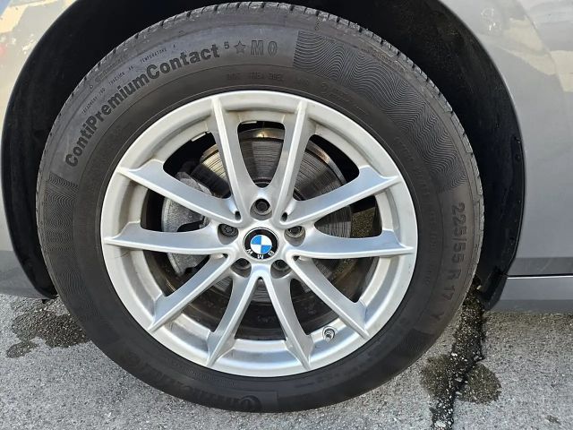 BMW 218 218d Active Tourer Sedan