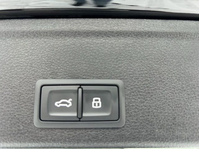 Audi A4 40 TFSI Avant Quattro S-Line S-Tronic